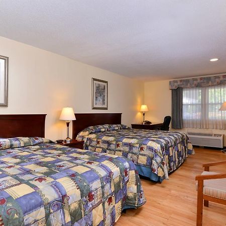 Tower Inn And Suites Of Guilford / Madison Ngoại thất bức ảnh